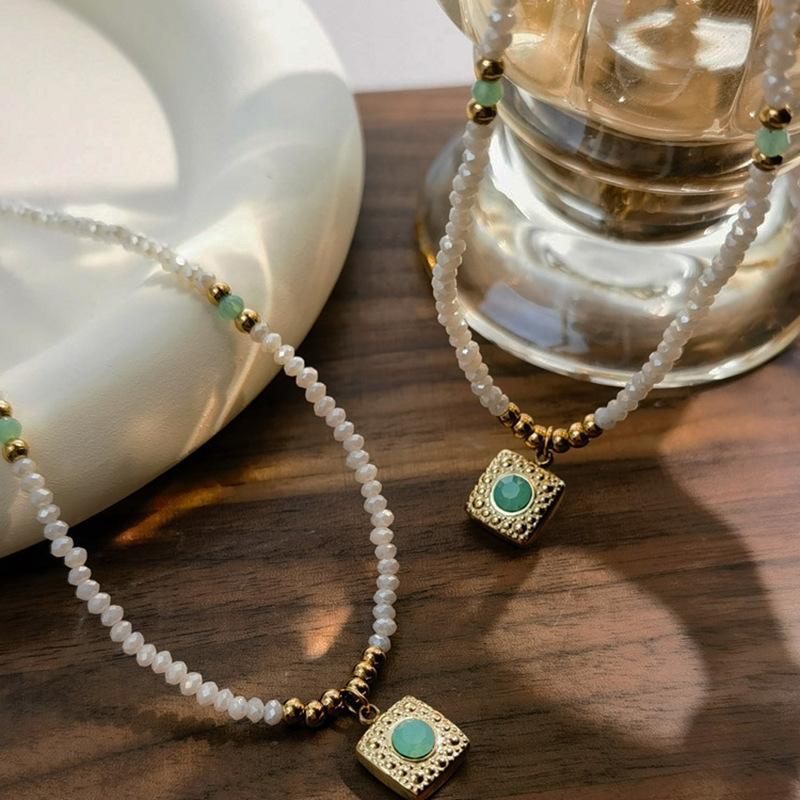 Guochao Fritillary Freshwater Pearl Artificial Crystal Necklace Fashion Retro Necklace Personalized Items