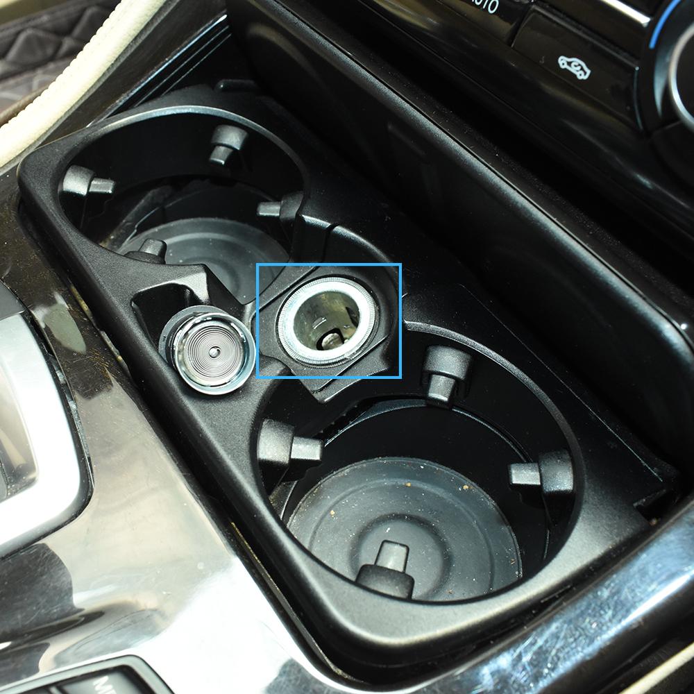 Auto Frontkonsole Getränkehalter Stecker Zigarettenanzünder Buchse mit Kabel für BMW 5 6 X5 X6 Serie F10 F11 F06 F12 E70