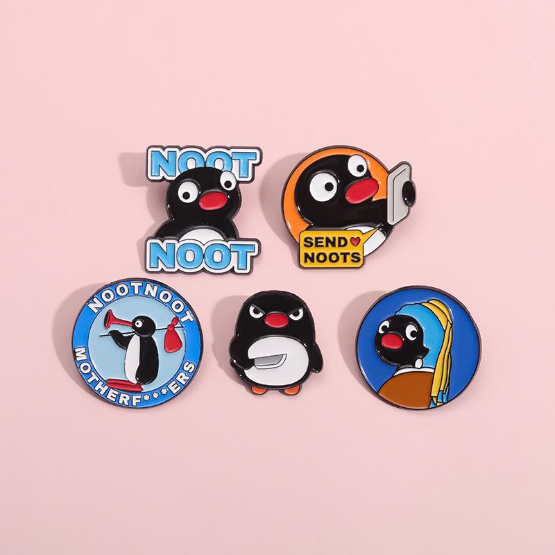 Creative Penguin-Shaped Metal Brooch Pin - Simple Animal Accessory