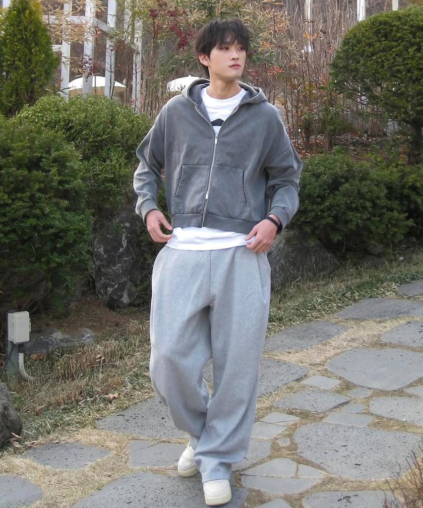 KNITTED Curved Training Pants Melange Grey