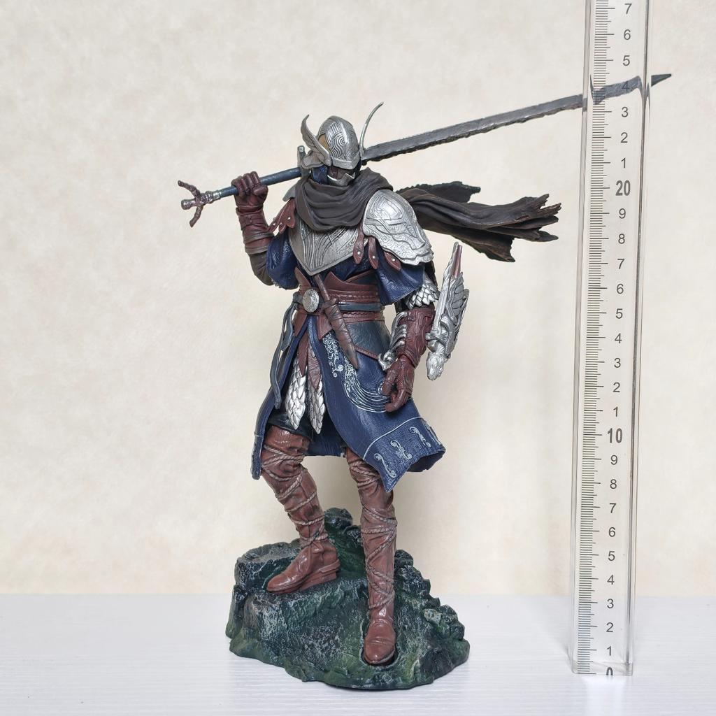 Nowe 24cm akcesoria GAME Pierścień Lądowanie Mrocznego Lorda Kolekcja Tracker Edycja Limitowana Model Ręczny Ornament Statua