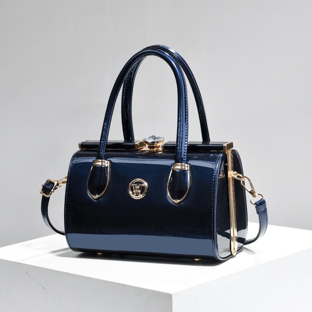 2026 New Glossy Patent Leather Handbag With A Light Luxury Temperament And A Gold Handbag With A Hand-held Mouth