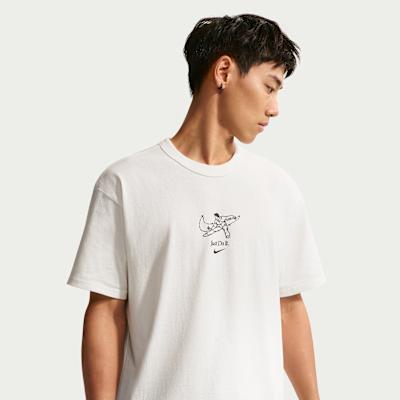 Nike Sportswear T Shirts Men's Sail White Crew Neck Moderate