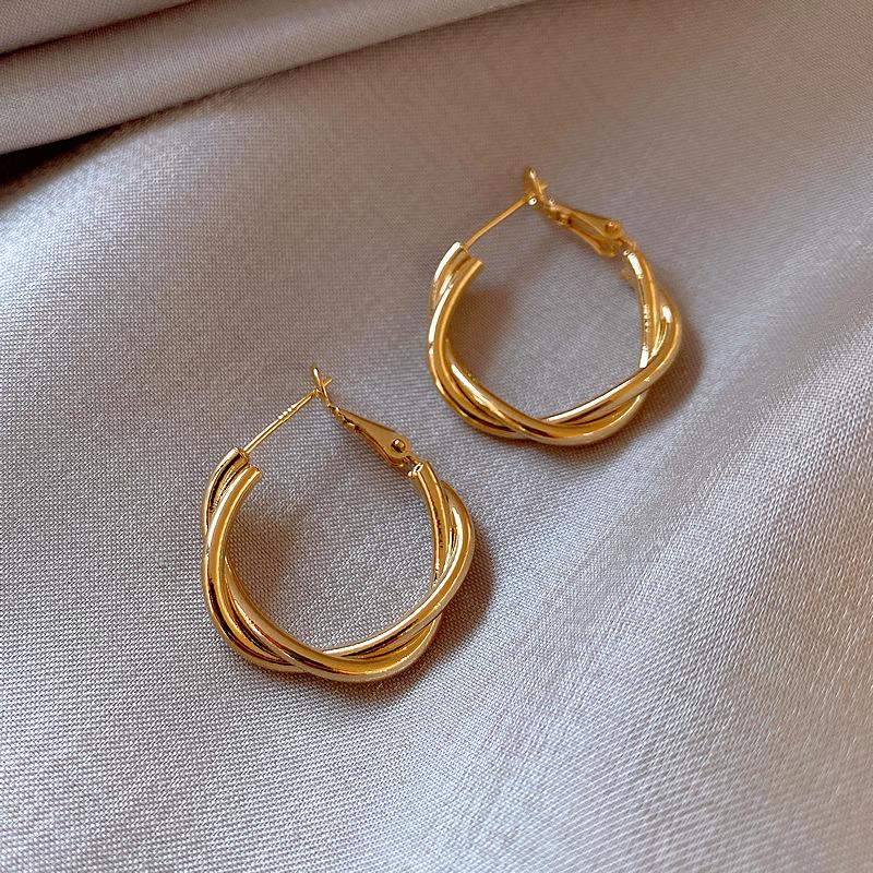 Metal Simple Versatile Earrings Personality Exaggerated Earrings Temperament Advanced Sense Earrings Fashion Earrings Women