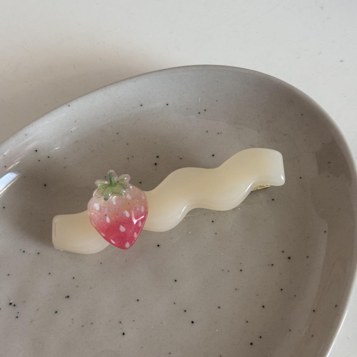 

Jelly Color Cute Strawberry Hairpin Girls Lolita Bangs Duckbill Clip Girls Sweet Hair Side Clip Summer Styling Accessories