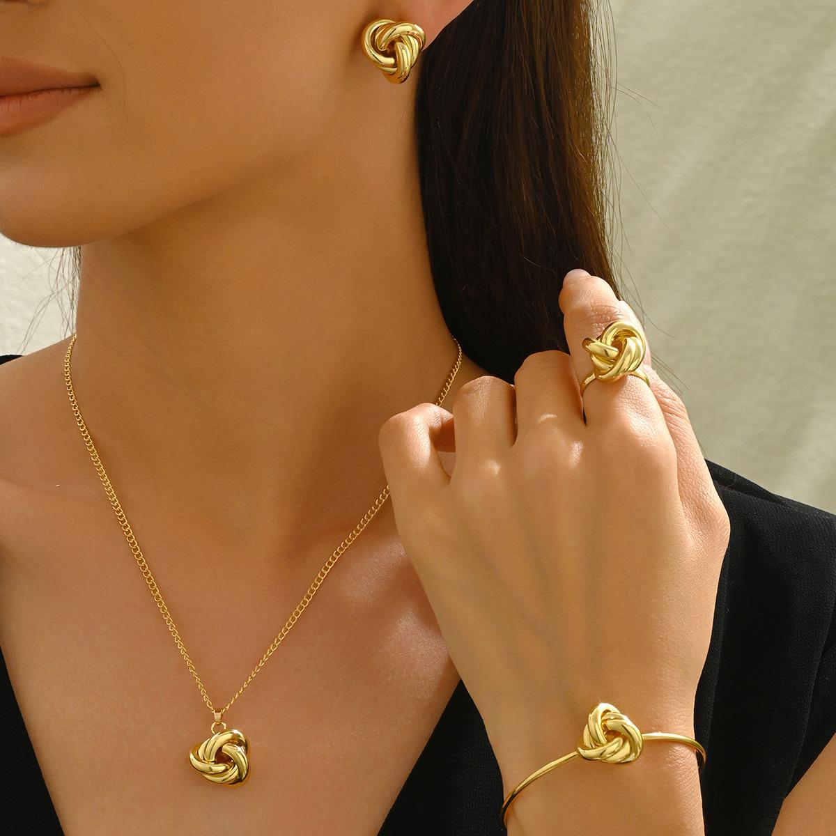 

Wind jewelry necklace set niche twist design open bracelet versatile women s earrings fashion