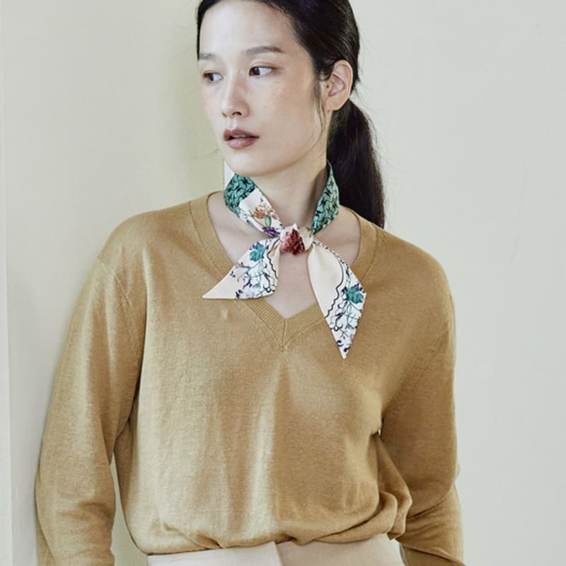 

ANA MAISON Sensuous Room Silk Twilly Scarf [PMT-1396] A Sensuous Room