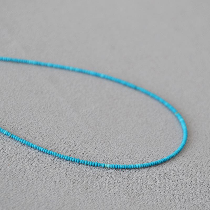 Collier Bracelet Simple à Temperament Haut de Gamme Perles de Pierre Naturelle Turquoise Volante à Disque Ultra-Fine Rétro Littéraire Artistique de Niche Française