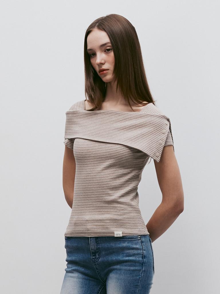 KITTY POTTERY Striped Off-Shoulder Short-Sleeve T-Shirt (Beige)
