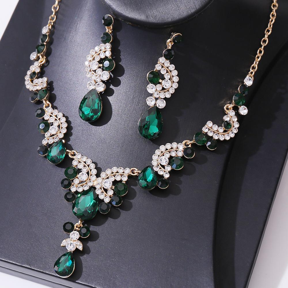 Light Luxury Crystal Gemstone Necklace and Earrings Set, Dress Bridal Two-piece Set, Female Accessories