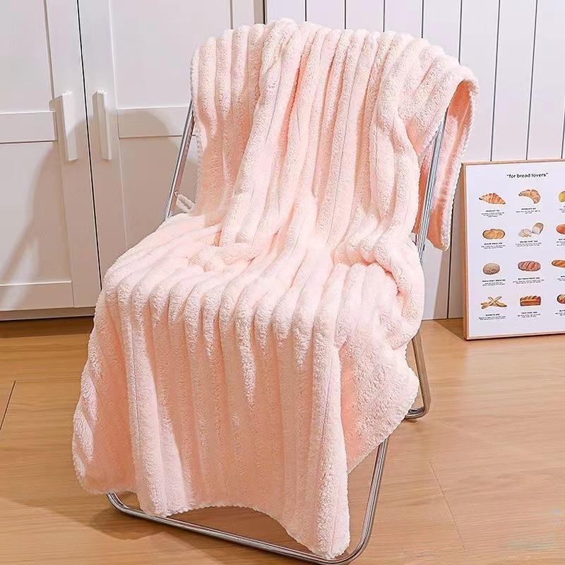 Coral Fleece Bath Towel 70 X 140cm Strip Shaped Pattern Bath Towel for Women, Quick Drying Thickened Bath Towel
