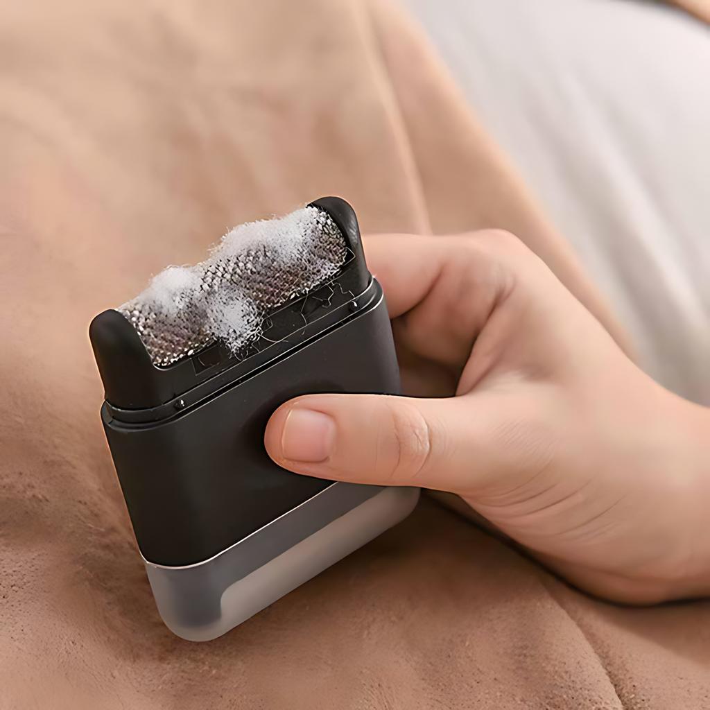 Portable Lint Remover Manual Clothes Hair Ball Remover Mini Fabric Shaver Lint Cleaner for Home Cleaning