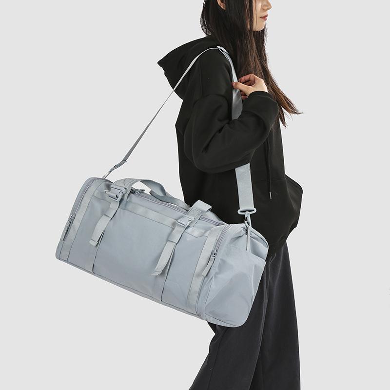 Leisure Sports Bag Dry Wet Separation Men's and Women's Fitness Bags Out Wearing Shoes and Hand-carrying Yoga Luggage Travel Bags