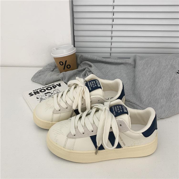 Trendy Men s & Women s White Summer Board Shoes - Breathable, Casual, Stylish Sneakers 44