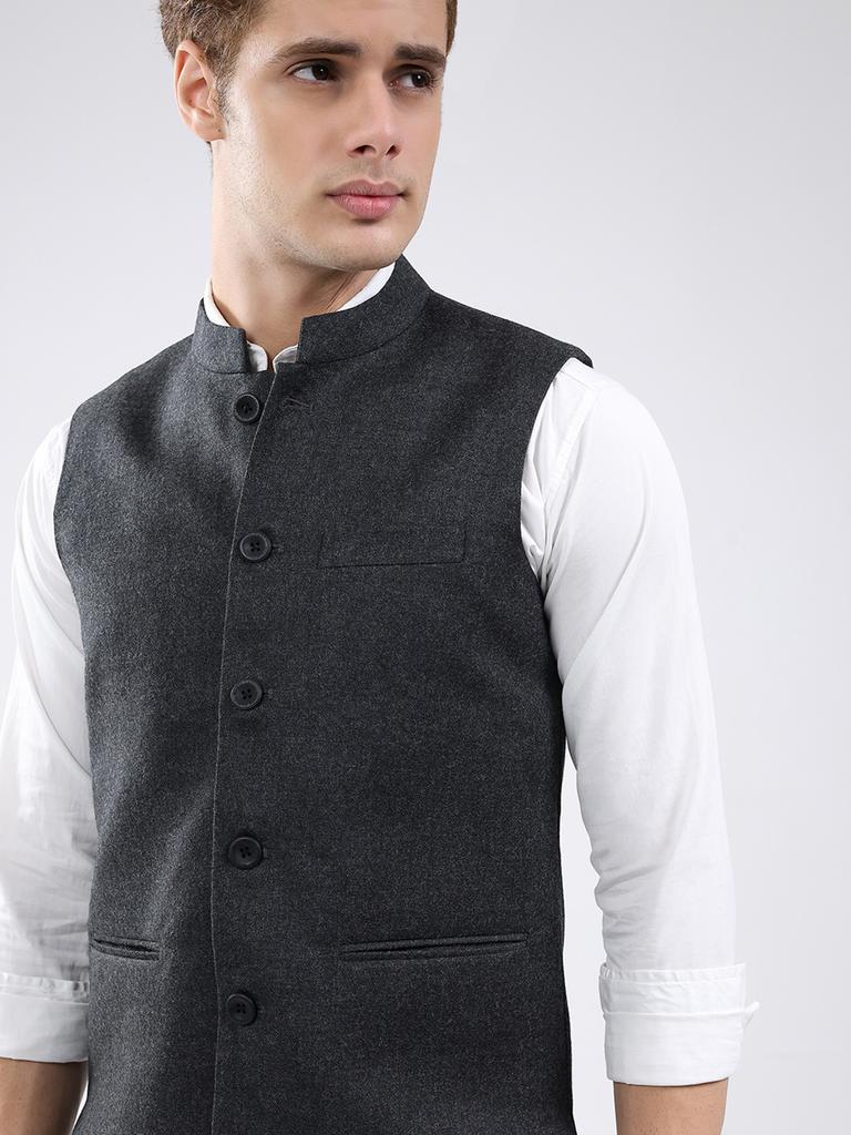 Monte Carlo Men's Band Neck Sleeveless Jacket