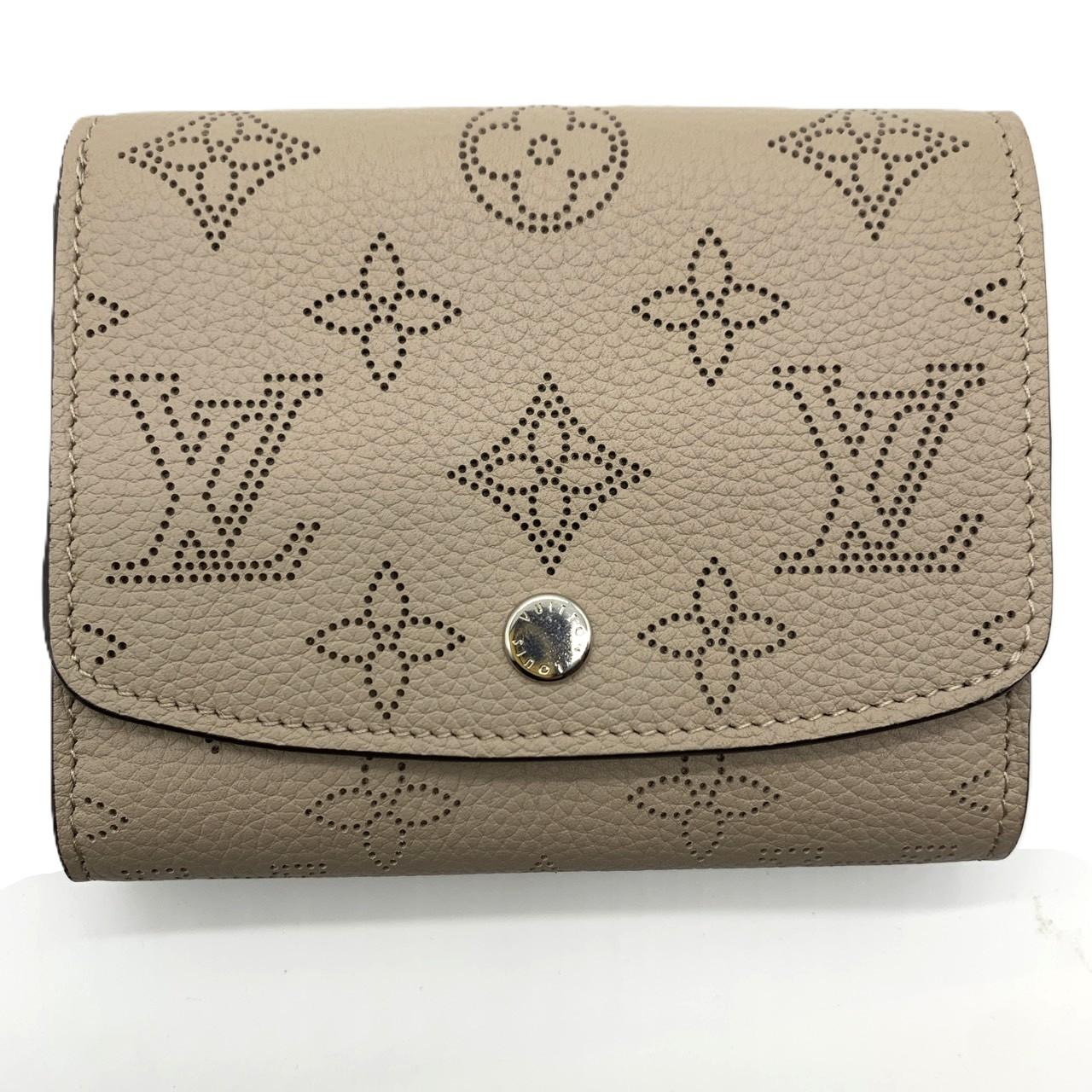 

Used LOUIS VUITTONBifold Wallet Monogram Mahina Women