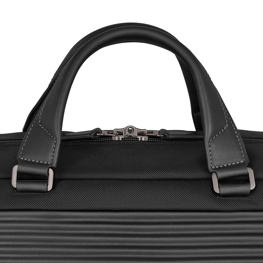 VICTORINOX Mythic Weekender Business Premium Leather Duffel Perfect for Business Trips and with Trolley Personalized and Product 653460 Bag, 35L, Bag,