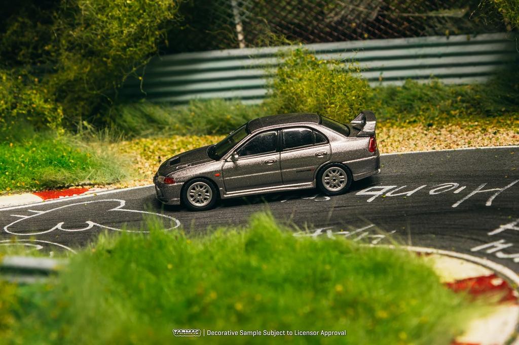 Speedmaster Japan TARMACWORKS Mitsubishi Lancer GSR Evolution IV Silber Fertigmodell 1/64 T64G-076-SL