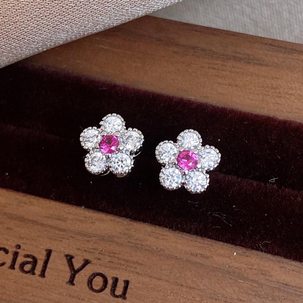 Super flash zircon flower stud earrings exquisite temperament earrings fashionable versatile earrings women