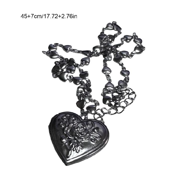 Heart Locket Necklace Featuring Delicate Engravings Vintage Neck Jewelry Fashion Accessory for Modern and Retro Styles