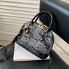 Today's fashion and simple handbags, summer women's gentle temperament, shoulder messenger bag, shell bag tide