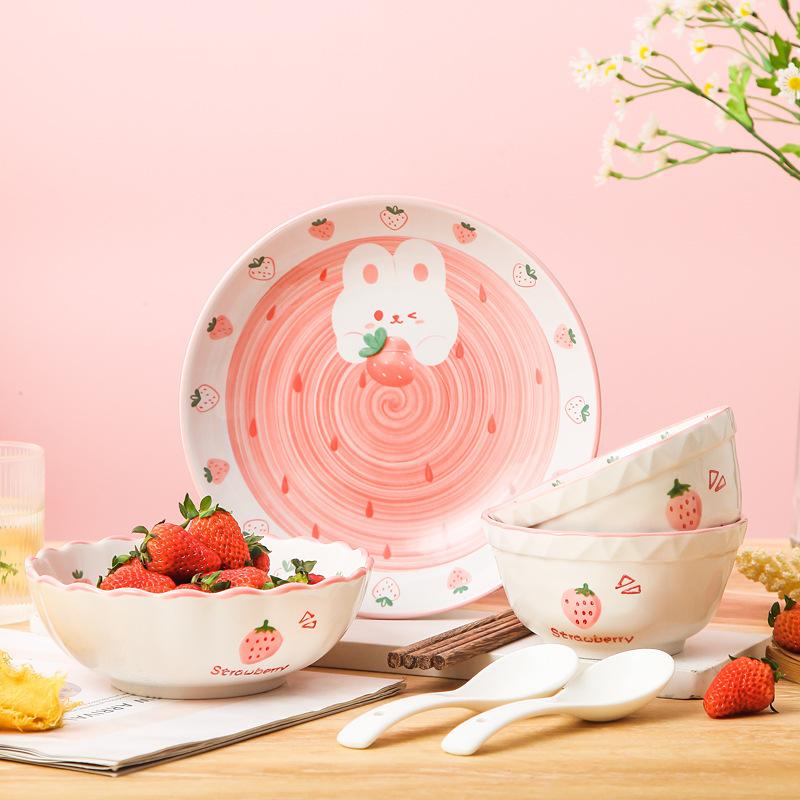 Creative Cartoon Underglaze Ceramic Dishes Tableware Household Strawberry Rabbit Salad Rice Dishes Housewarming Gift Combination