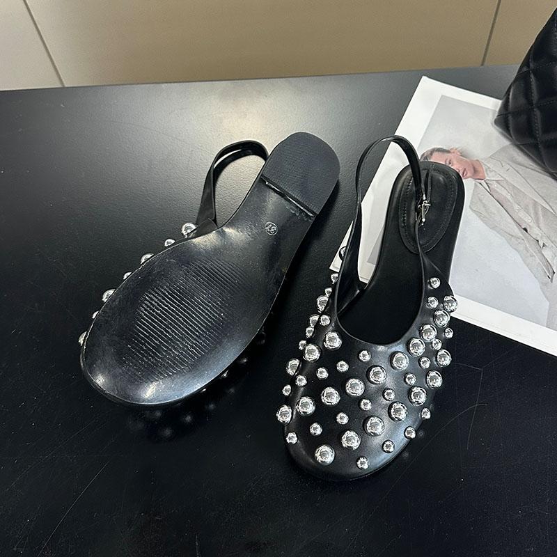 Fashion Fashion Metal Rivet Women Flats Sandals Shoes Female Buckle Strap Footwear Round Toe Ladies Flats Sandals Shoes Big Size 43