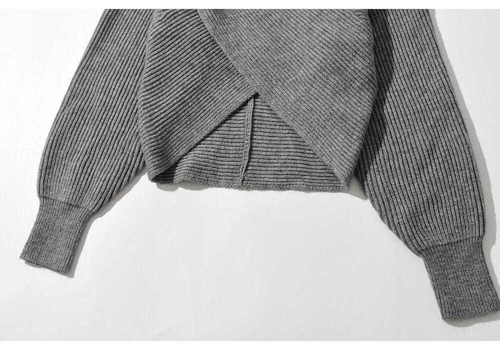 2026 Autumn Winter Solid Color V-Neck Cut-out Knit Sweater with Long Sleeves