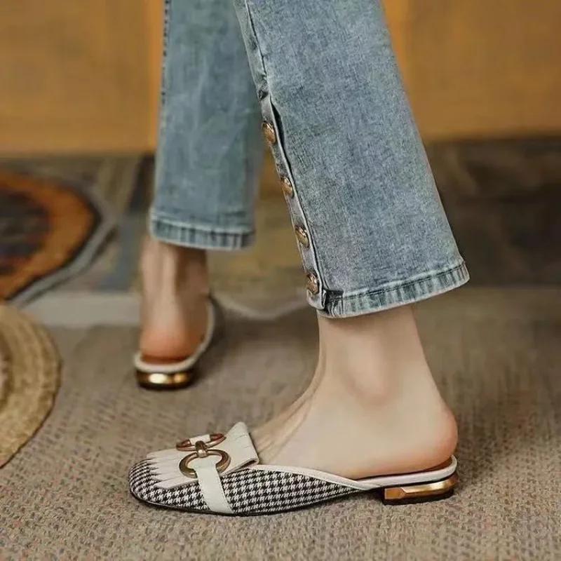 Fashion Zapatos Mujer French Vintage Women Sandals Summer 2025 New Elegant Low Heel Shoes Lazy Casual Muller Shoes Designer Women Shoes
