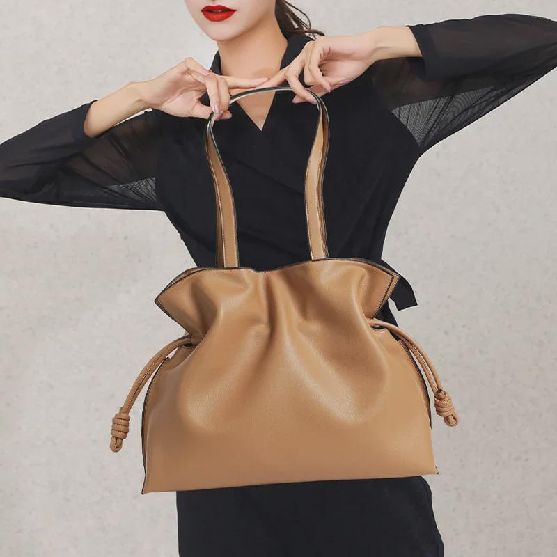 Women's Genuine Leather Pleated Bucket Bag - Autumn/Winter Shoulder Tote