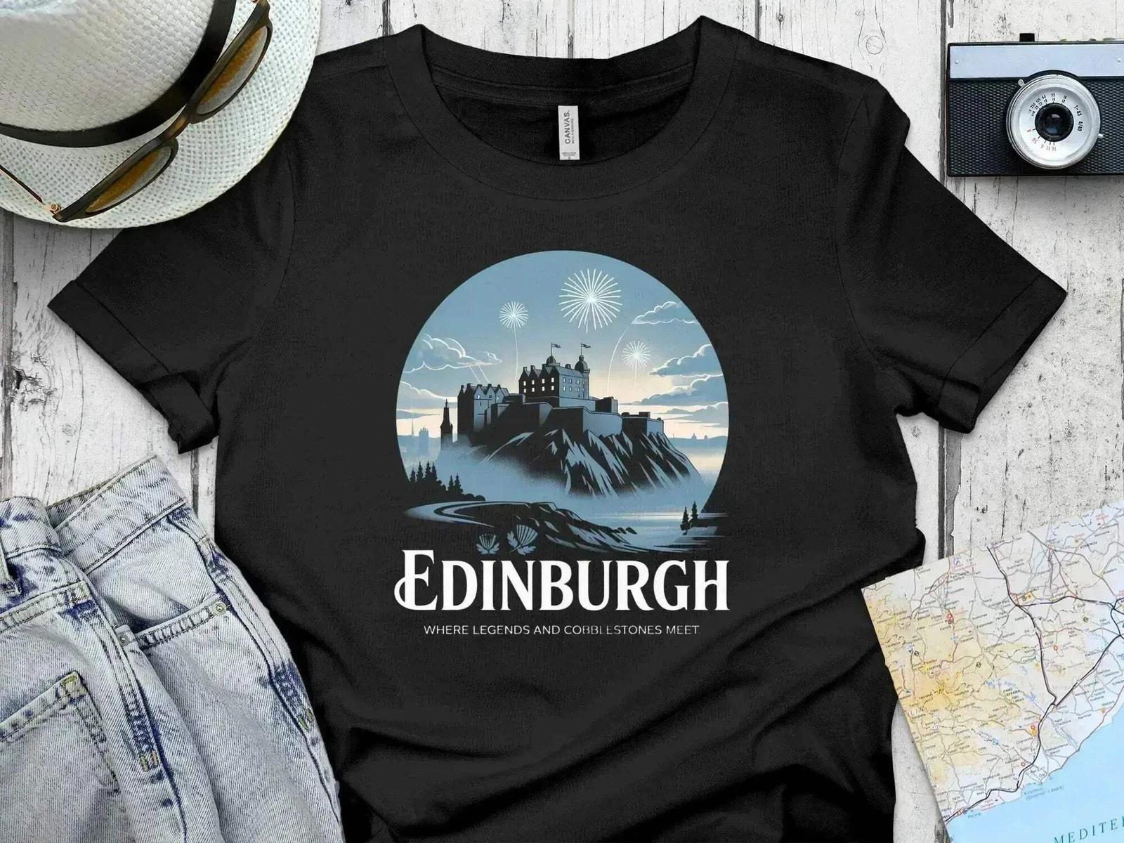 Edinburgh City Castle View With Fireworks Illustration T-Shirt 2XL