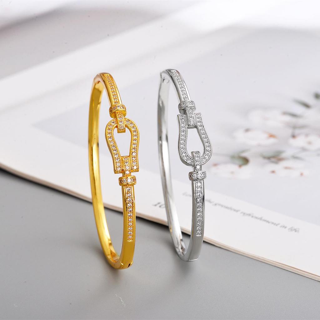 Korean Style Unisex Rhinestone Gold-Plated Copper Bracelet