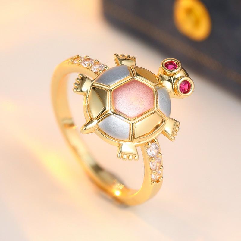 Dazzling Inlaid Purple White CZ Tortoise Women's Ring Trendy Gold Color Hand Carving Daily Wear Party Jewelry Anniversary Gift