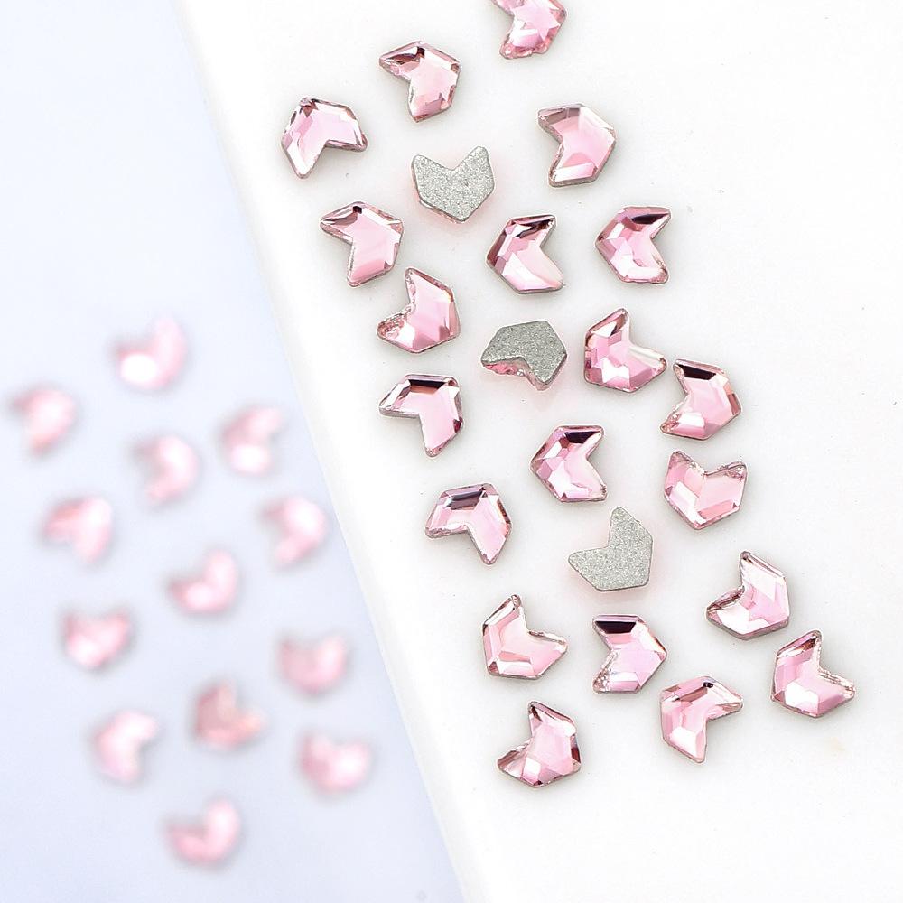 

Золотой колос пшеницы с плоским дном и бриллиантами особой формы для нейл-арта, супер-вспышка, мини, 2,5 * 3, солодовый декоративный бриллиант для ногтей 50 pcs a pack