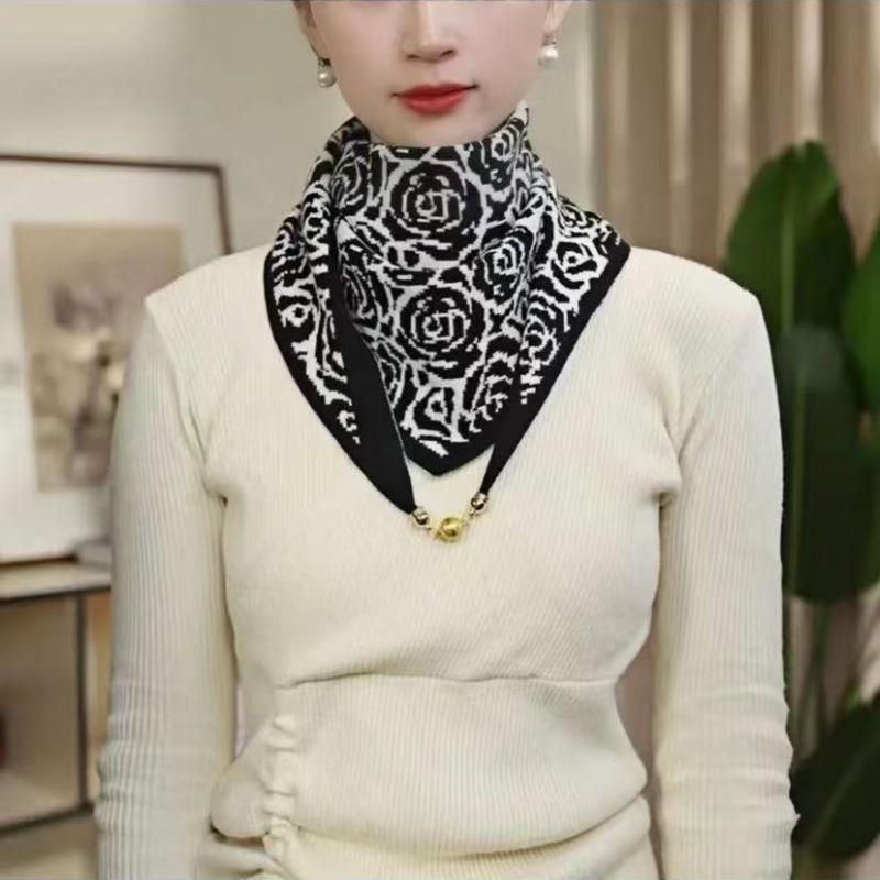 Elegant Women's Knitted Magnetic Buckle Triangle Scarf and Neck Warmer