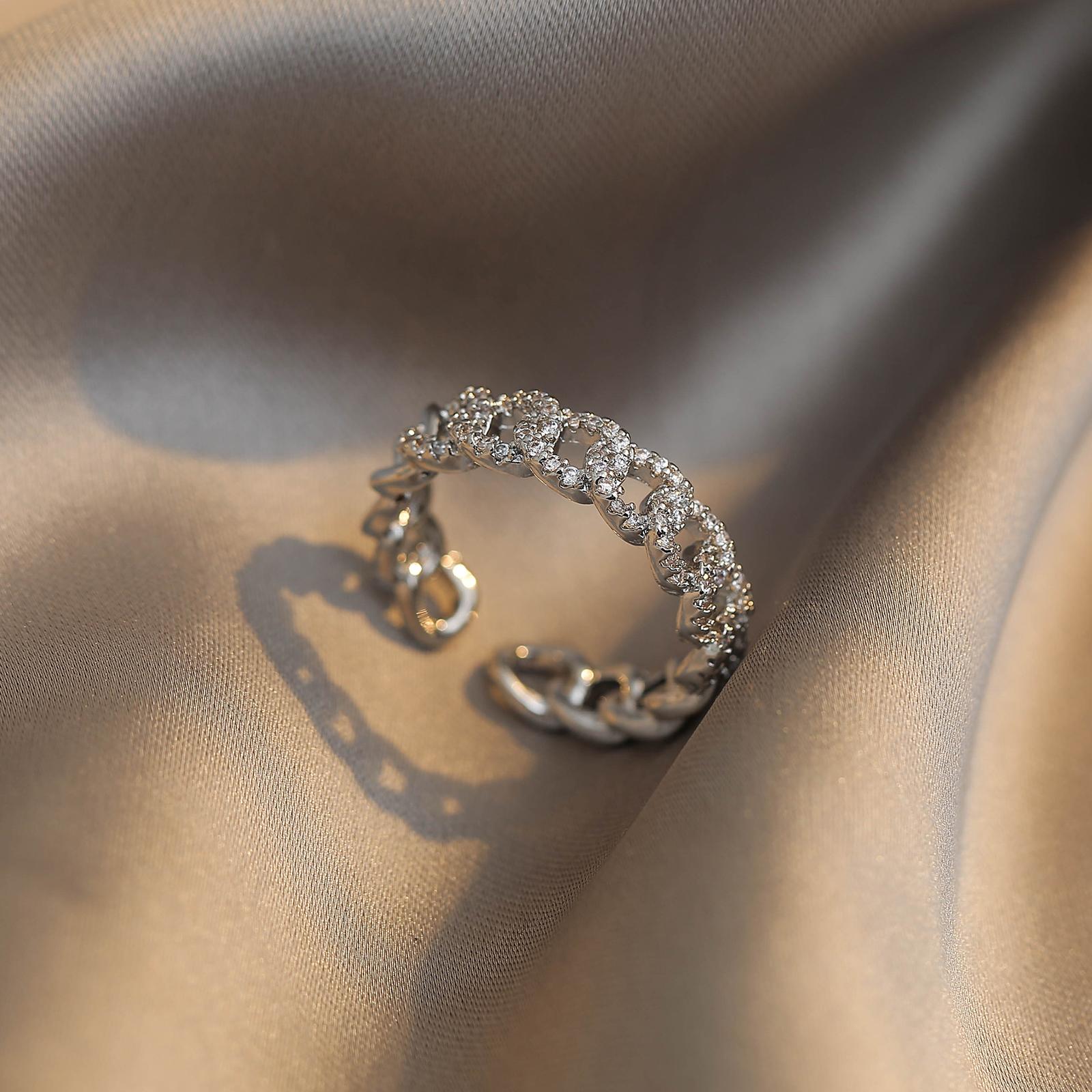 

2020 classic geometric twist wrapped zircon open ring fashion women jewelry simple elegant student ring wedding party ring resizable срібний
