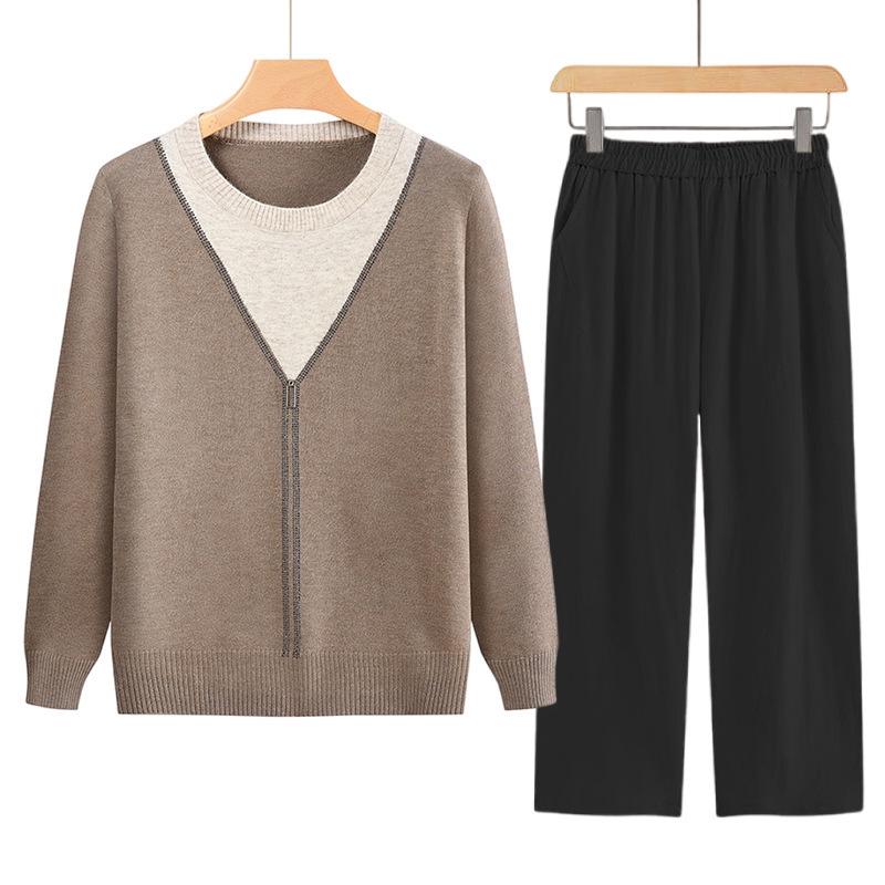 Ultra-Soft Long-Sleeve Sweater for Middle-Aged Women - Perfect for Spring & Autumn