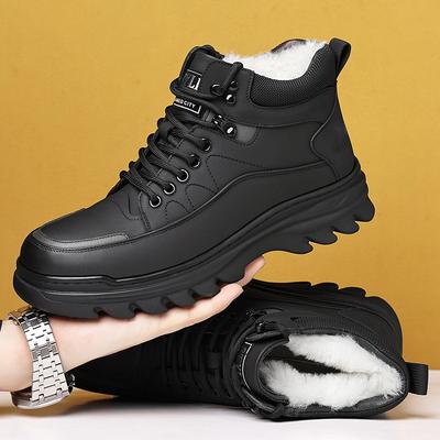 Boots & Stiefel