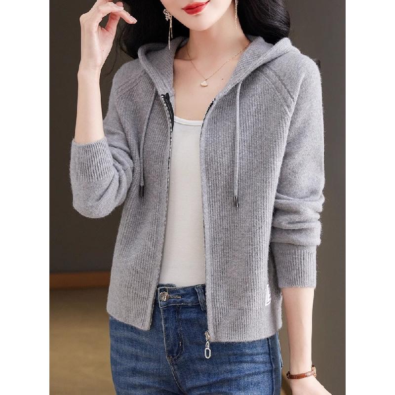 2026 New Knitted Women's Spring and Autumn Hooded Sweatshirt, Fashionable and Unique Sweater Cardigan, Mother's Coat