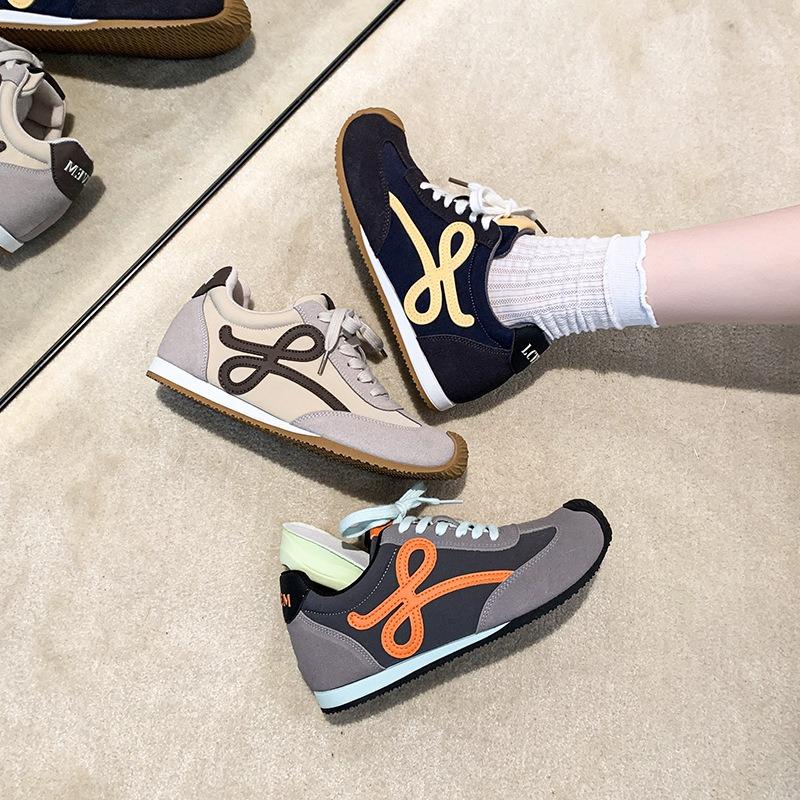 Retro Women's Autumn New Inner Height Increase Leisure Sports Student Little White Women's Shoes