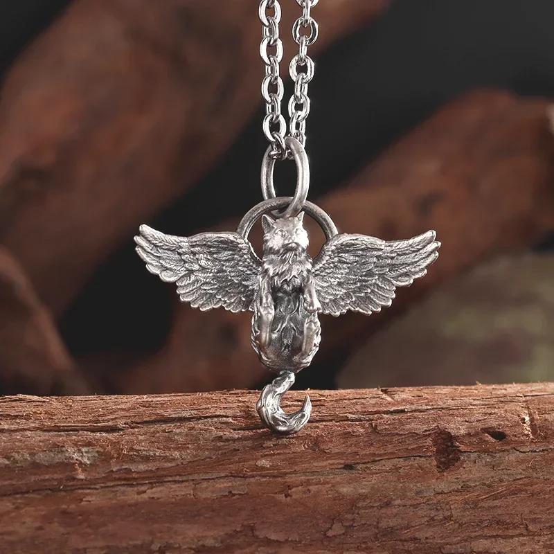 Vintage Gold Wings Wings Necklace Hell Devil Mother Pendant for Men and Women Couples Hip Hop Rock Punk Jewelry