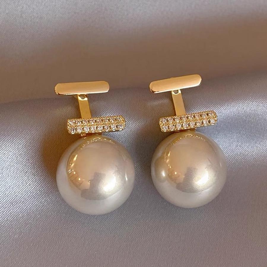 Niche High-end Temperament Earrings