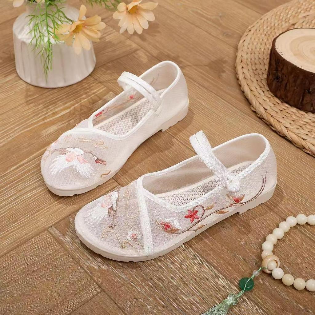 Woman's Summer New Mesh Flat Sole Embroidered Shoes Soft Sole Breathable Lightweight Mary Jane Shoes Round Toe Hanfu Shoe Sandal