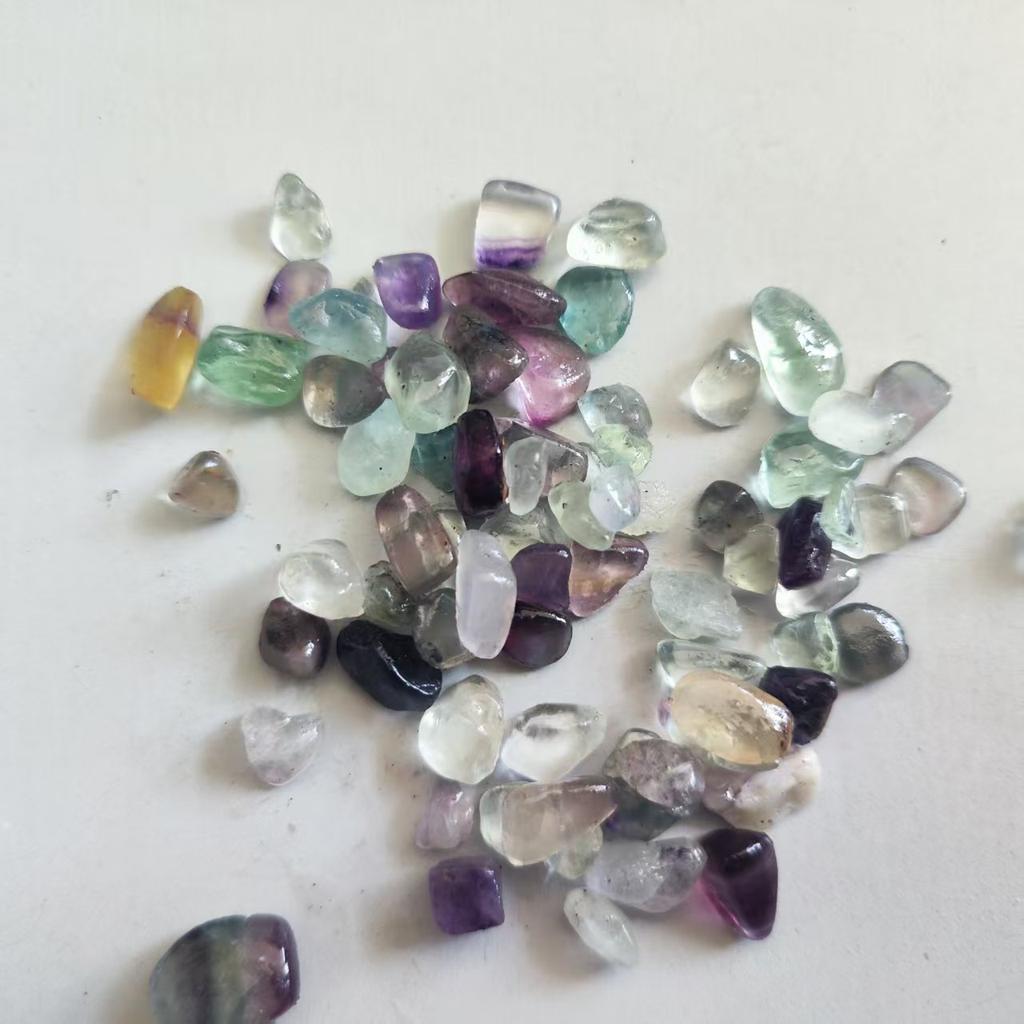 Natürlicher Fluoritstein Energieheilung Kristallstein Heimdekoration Stein Schmuckherstellung DIY Armband Halskette Zubehör