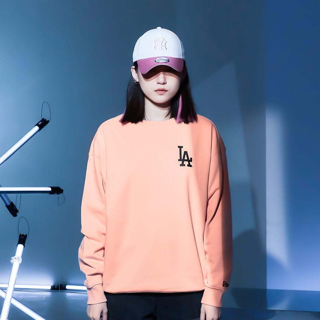 New Era MLB Series Letter Print Crew Neck Long Sleeve Pullover Sweatshirt Unisex sweatshirt Pink 12727852123