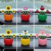 6 süße Auto-Anhänger, Feder-inspirierte Auto-Wackel-Anhänger, Sonnenblumen, Schmetterlinge, Bienen und andere nickende Anhänger(verpackt)