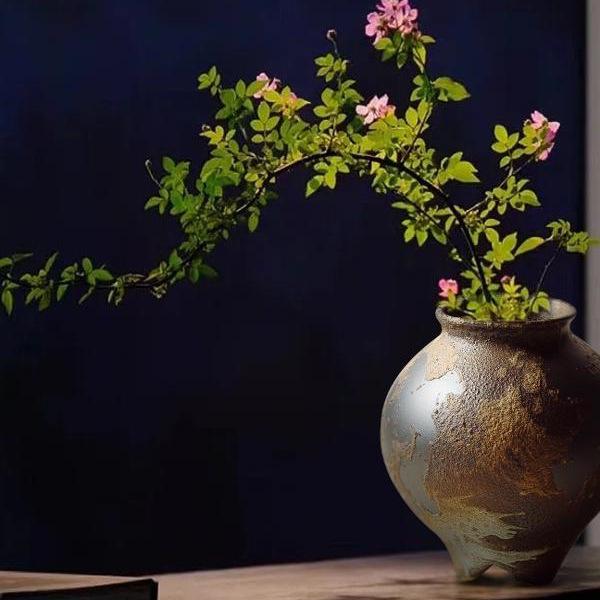 Retro Wabi-Sabi Dried Flower Ceramic Vase for Japanese-style Living Room Decor
