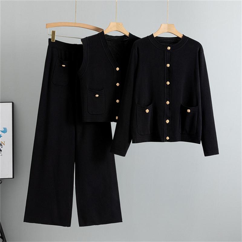 

Женский осенне-зимний комплект из трех предметов: брюки с широкими штанинами, жилет-свитер, вязаный кардиган. One Size чёрный