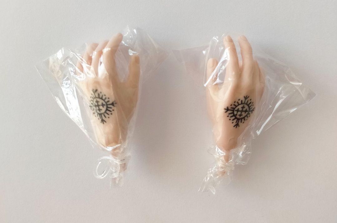 

[USED] Integrity Toys FR Homm Replacement Hands Skin Tone: Japan