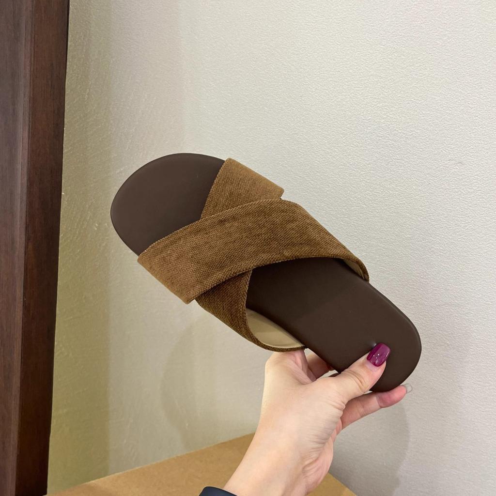 Women's Shoes Wear Flat Beach Shoes Cool Slippers One-word Slippers Design Sense Niche Open-toed Sandals Roman Shoes Summer